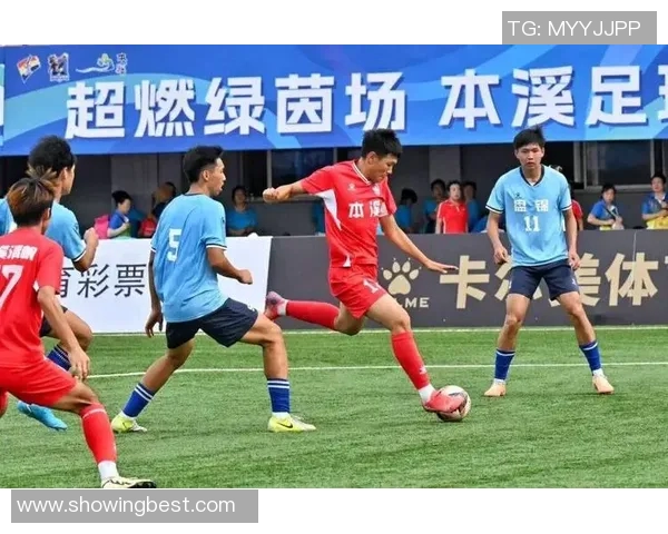 足球明星携手飞行梦想打造震撼广告视频展现激情与速度的完美结合