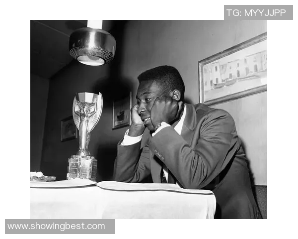 足球传奇贝利的经典瞬间与模型图鉴赏 足球传奇贝利的经典瞬间与模型图鉴赏