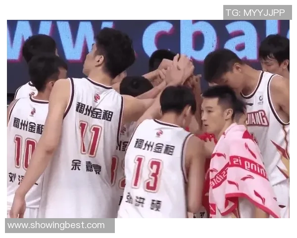 广州羽毛球队在选拔赛中以95分稳居积分榜首位展现强劲实力 广州羽毛球队在选拔赛中以95分稳居积分榜首位展现强劲实力