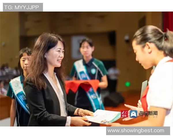 李丽的篮球之路：从梦想起航到职业生涯的心路历程