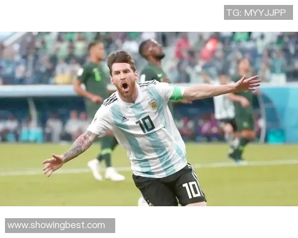 各国足球明星如何传承技艺与精神激励新一代球员成长