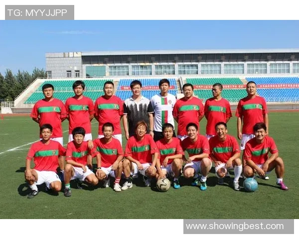 赛后分析：西安足球队与武汉足球队的表现与状态对比探讨